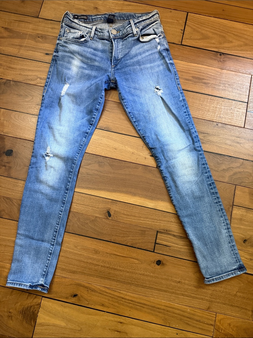 True Religion Light Wash Distressed Skinny Jeans Sz 26